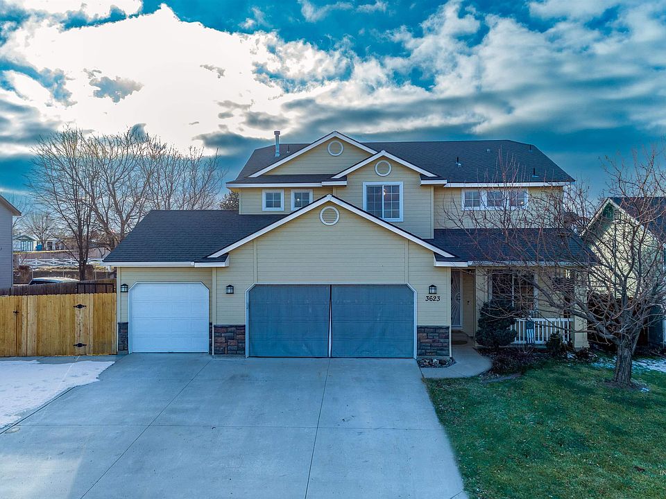 1st image of 3623 S Oxbow Dr