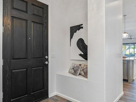 4th image of 17520 N 96TH Way