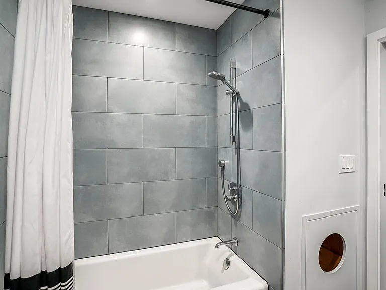 175 E Creek Dr — Photo 18