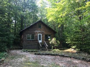 220 Antelope Dr, Lee, MA 01238