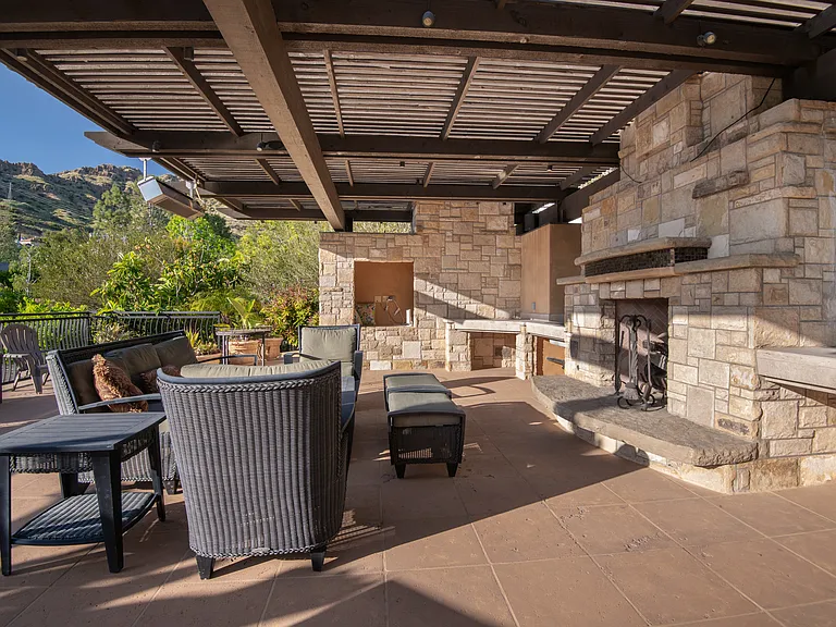 1650 Mesa Ridge Ave — Photo 45