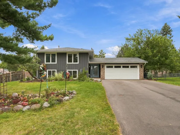 1709 Cochrane Ave, Eagan, MN 55122