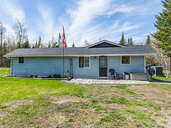 3rd image of 43 Stoney Settlement Rd