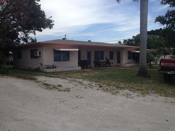 2nd image of 2361 NE 17th St