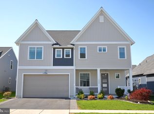 1420 Barrington Dr, Mount Joy, PA 17552