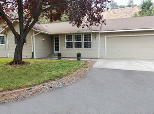 404 S 6th St, Selah, WA 98942