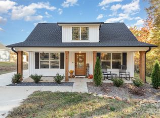 319 Pinnacle Rd, Kings Mountain, NC 28086