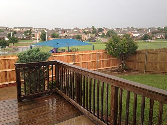 3rd image of 4720 Barnhill Ln