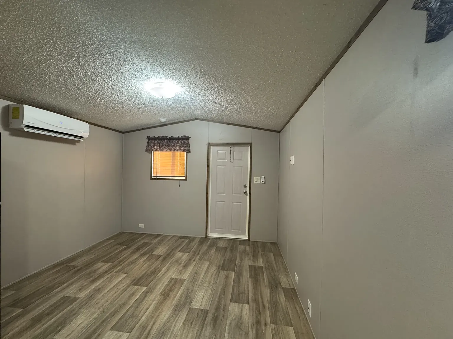 1 bed, 408 sqft, $599 — Photo 4