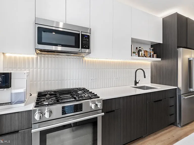 3117 Georgia Ave NW #301 — Photo 3
