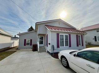 809 N Cavin St, Ligonier, IN