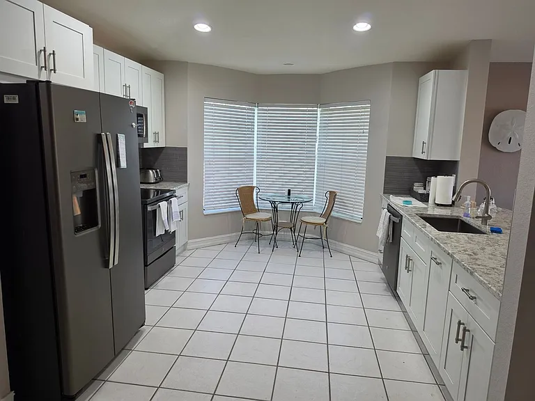 200 Diamond Cir #202 — Photo 21