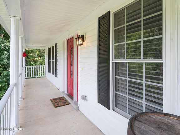 4th image of 186 E Peaceful Ct