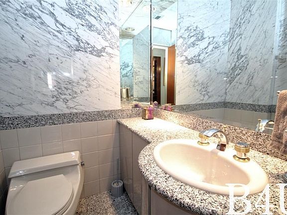 5th image of 2657 E 65th St