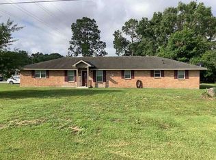 621 Venzule Dr, Brusly, LA 70719