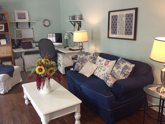 Living Rm./Home Office