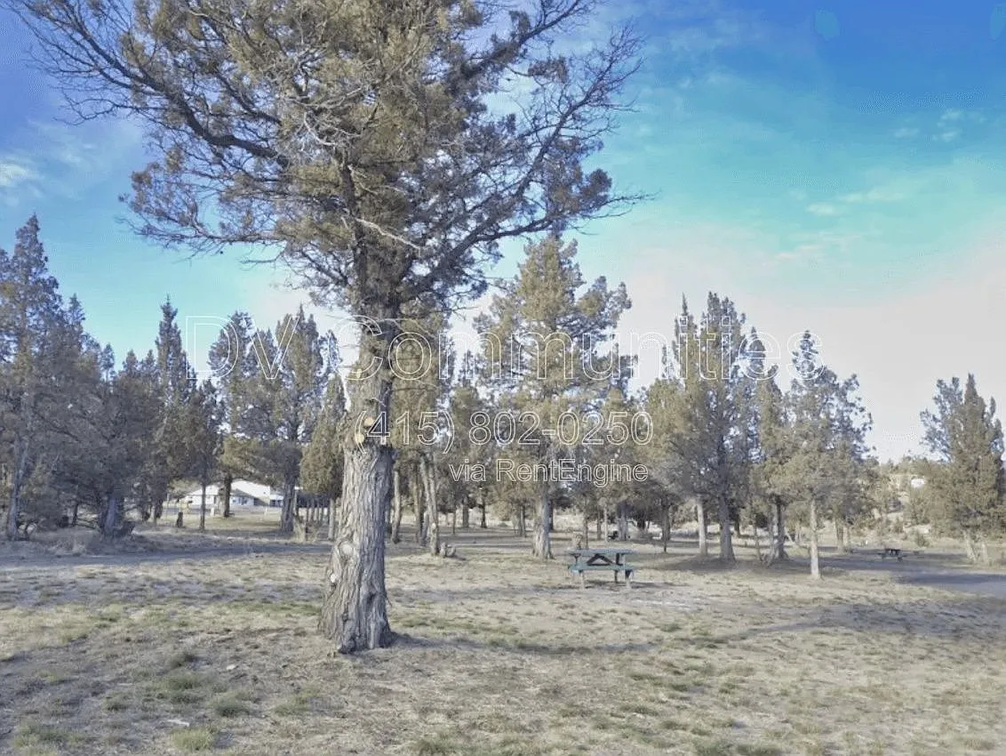 14900 SE Juniper Canyon Rd — Photo 4