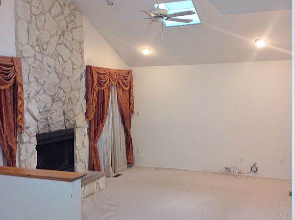 Family Room 2