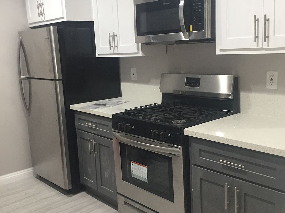 1st image of 5114 Oakland St #214