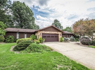 230 Ridge Rd, Mogadore, OH 44260