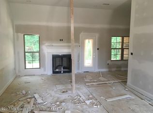 104 Highland Dr, Senatobia, MS 38668