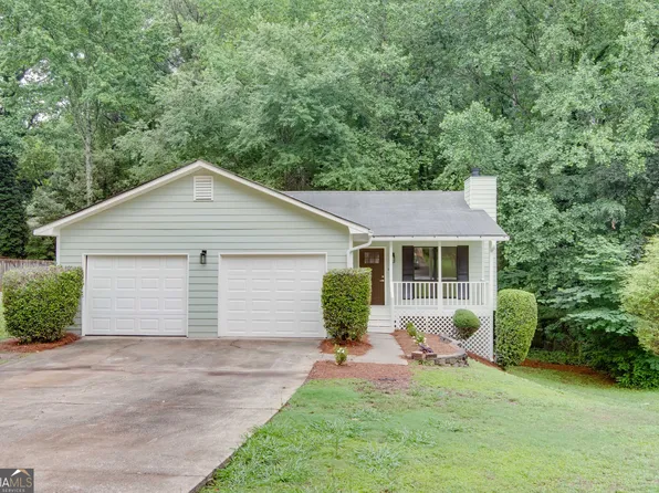 3960 Rocmar Dr, Snellville, GA 30039