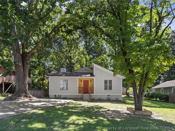 5616 Nix Rd, Fayetteville, NC 28314