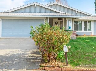 6685 Rancho Grande Way, Sacramento, CA 95828