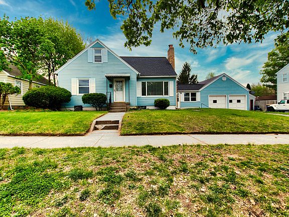 2nd image of 736 Everglade Dr SE