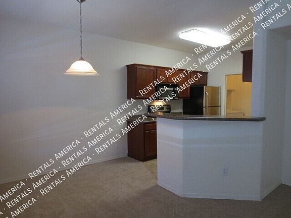 5th image of 17017 N 12th St Unit 2128