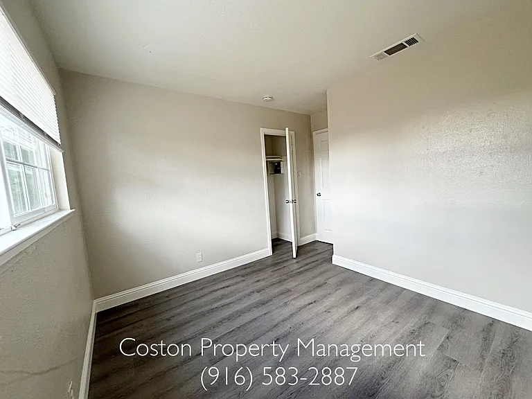 7541 Twilight Dr — Photo 9