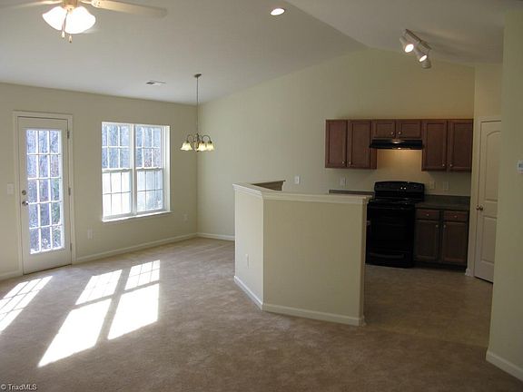 2nd image of 4103 Vershire Ave