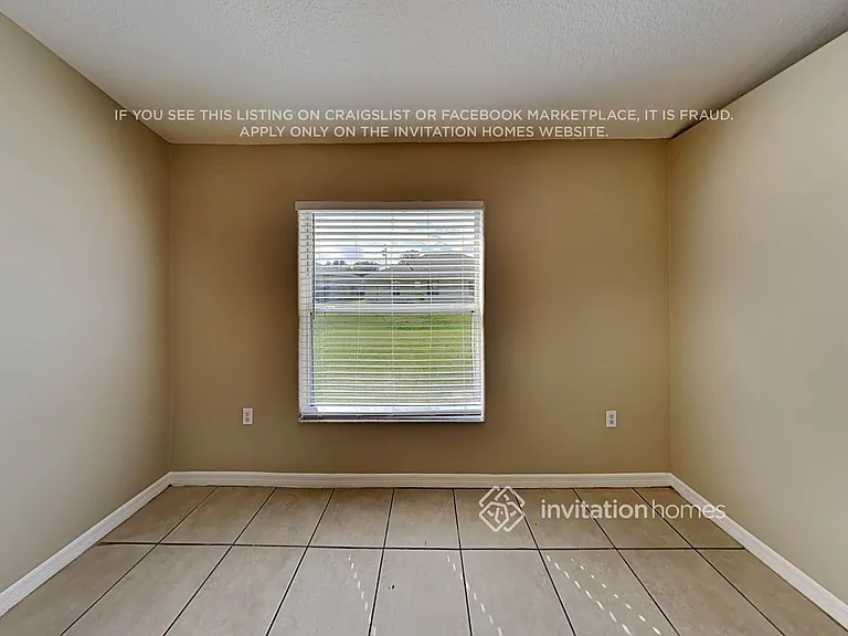 327 Huron Dr — Photo 10