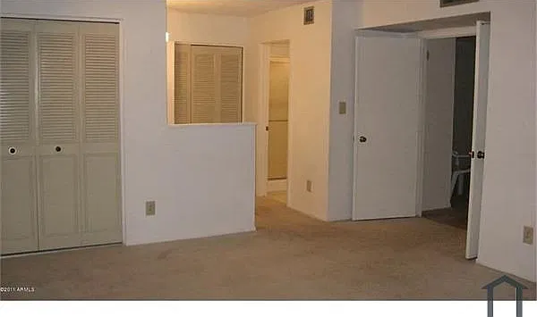 8132 N 32nd Ave — Photo 2