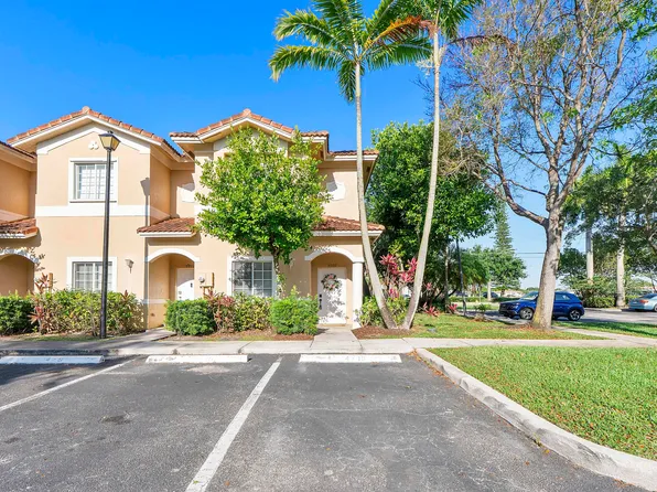 5910 Riverside Avenue, Tamarac, FL 33321