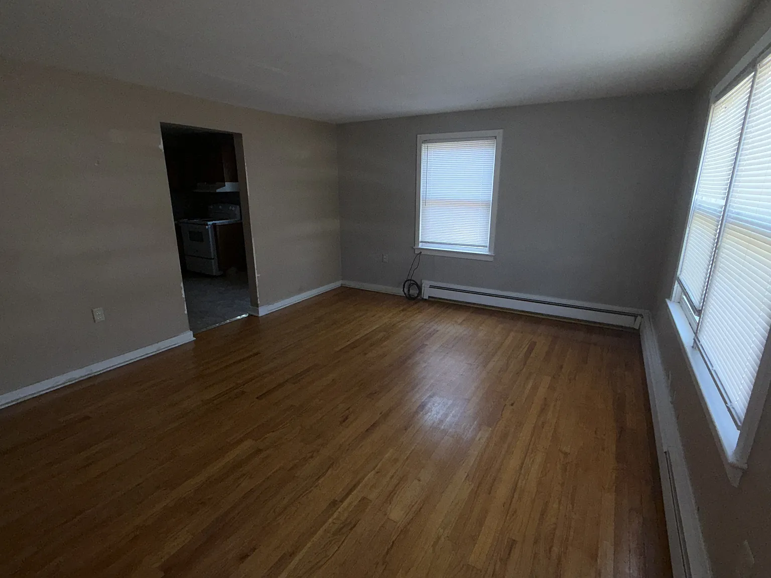 100 Spring Street - A3 — Photo 4