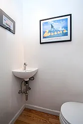 Sold by Space Marketing Shop