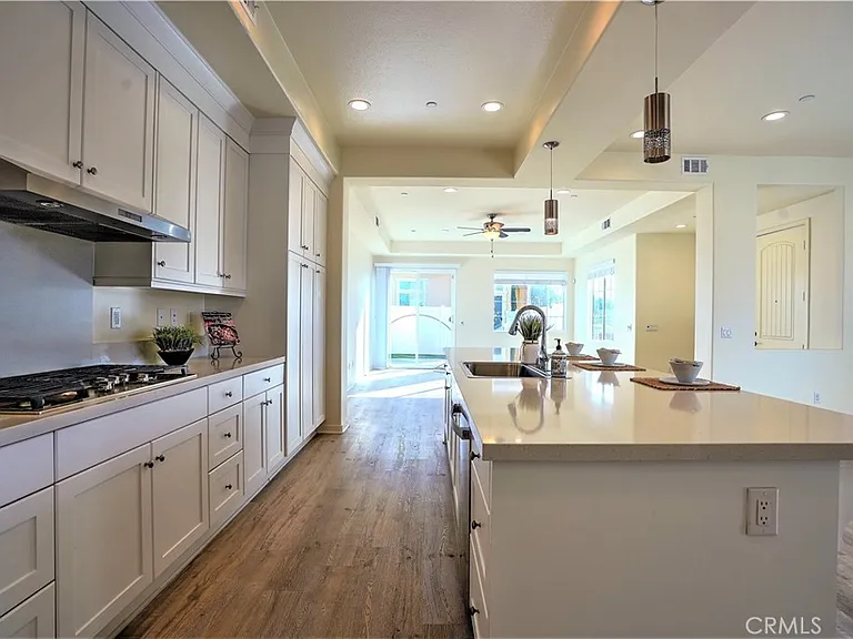 22117 Normandie Ave — Photo 13