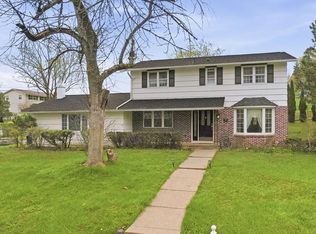 216 Cooper Ln, Syracuse, NY 13214