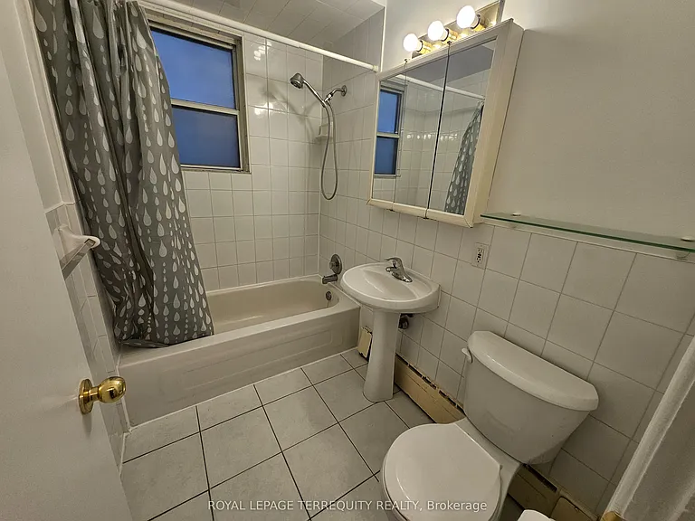 401 Winnett Ave #3 — Photo 27