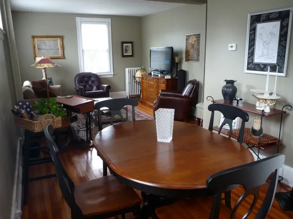 132 Gibbs Ave #2, Newport, RI 02840