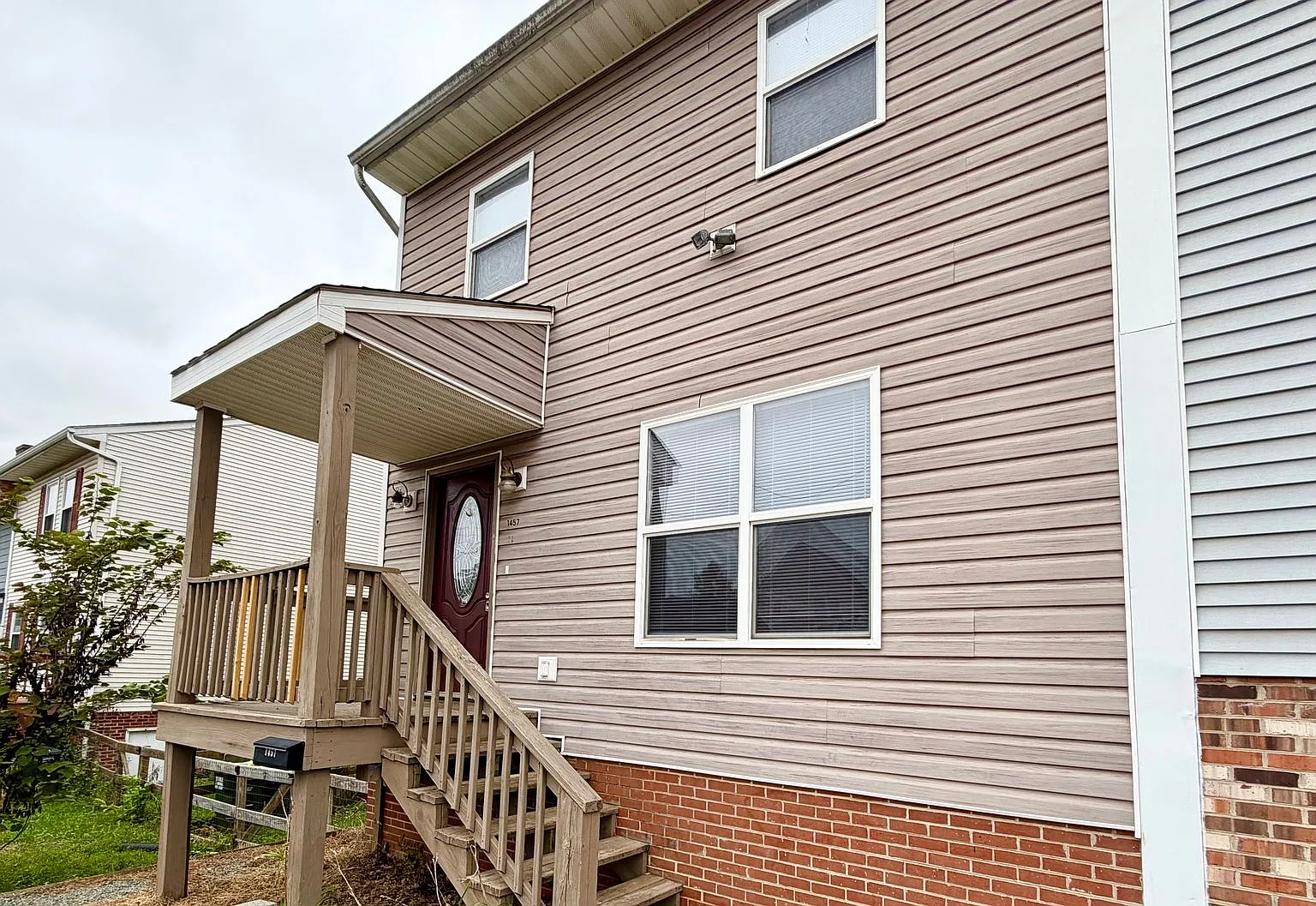 1457 Avon Street - Charming 3 Bedroom Duplex with Fenced Yard! — Photo 3