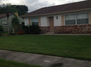 118 Gibraltar St, Royal Palm Beach, FL 33411