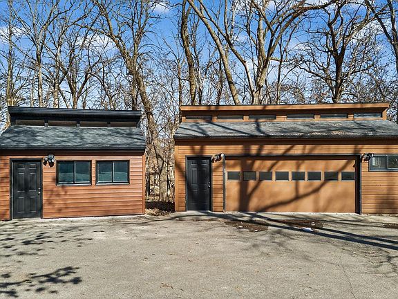 4th image of 6835 Buckthorn Dr NW