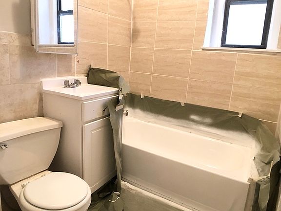 4th image of 415 Lefferts Ave APT B12