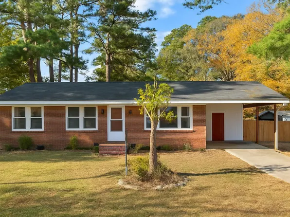 506 W Branch St, Spring Hope, NC 27882