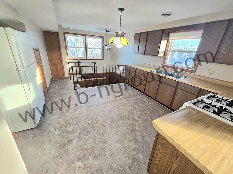5103 24th Ave — Photo 6