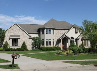 2208 Stafford Ln, Kaukauna, WI 54130