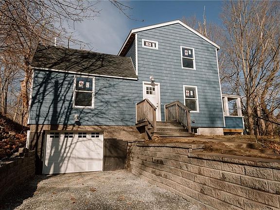4th image of 184 Laurel Hill Ave