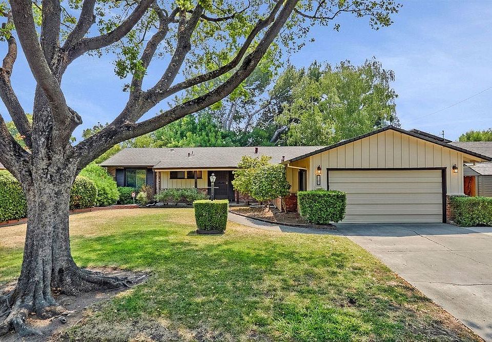 1st image of 7404 Alexandria Pl